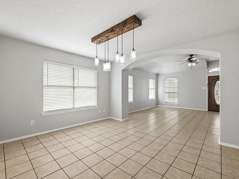 6726 Raintree Path — Photo 11
