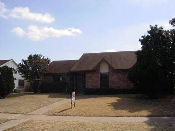 1st image of 421 Whitney Dr
