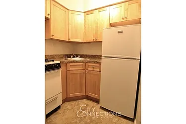 Rented by City Connections Realty