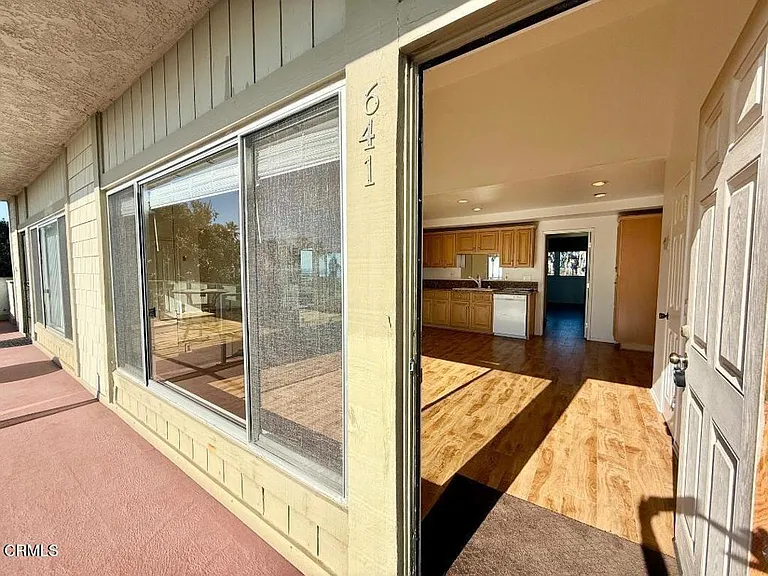 641 Ocean View Dr — Photo 5