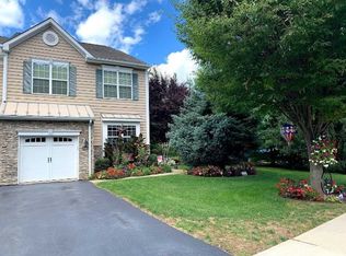 845 Huntington Dr, Fishkill, NY 12524