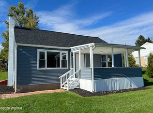 306 Prospect Ave, Jersey Shore, PA 17740