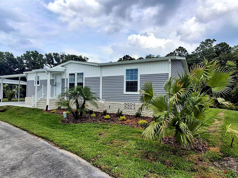 Royal Palm Village — Photo 56