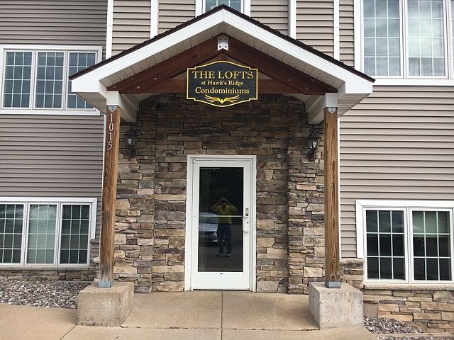 1st image of 1015 Osprey Ct APT 4