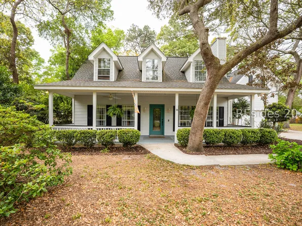 38 Le Moyne Dr, Beaufort, SC 29907