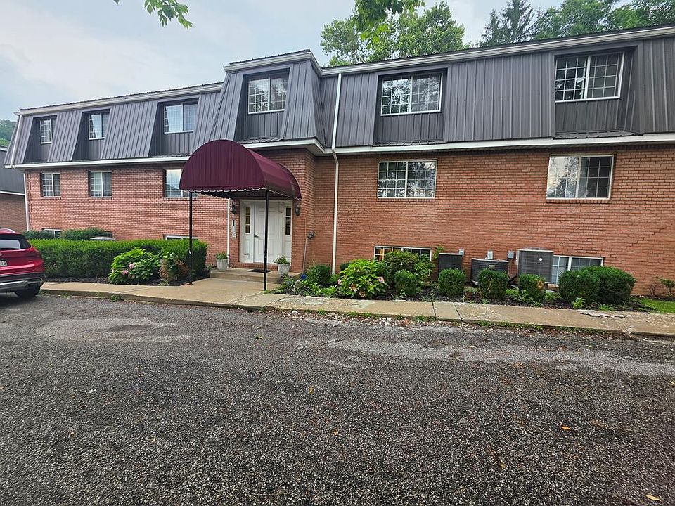 1st image of 3 Stratford Dr. Unit B202