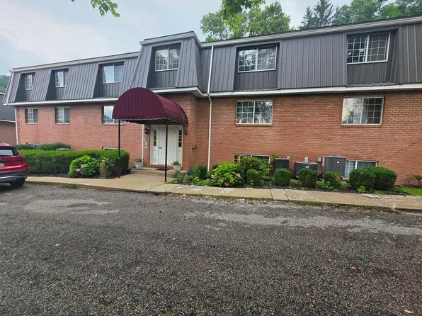 3 Stratford Dr. Unit B202, Wheeling, WV 26003