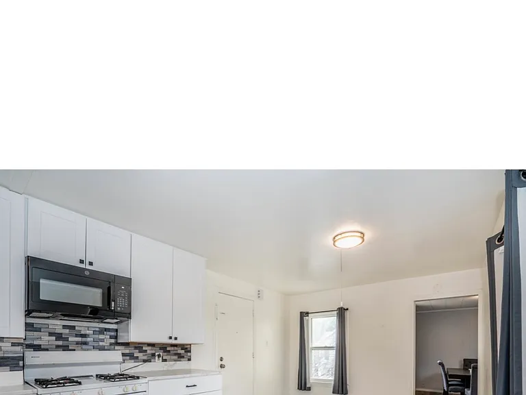 30 N 1st St #2 — Photo 5