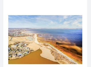 94 Woodland Dr #96, Keyport, NJ 07735