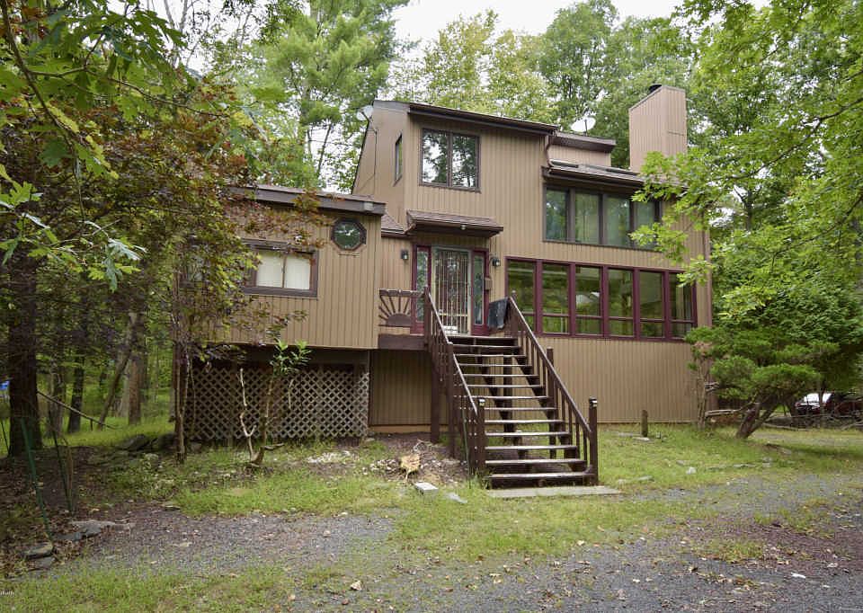 1st image of 3250 Greenbriar Dr