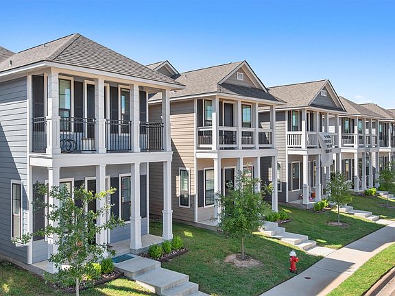 2nd image of 304 Redmond Dr APT 403