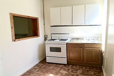 3rd image of 300 E 82nd St APT 4W