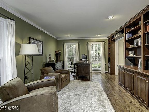 5th image of 11221 Cranbrook Ln