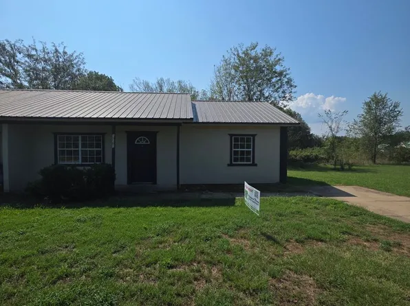 10101 Fawn Ln, Danville, AR 72833