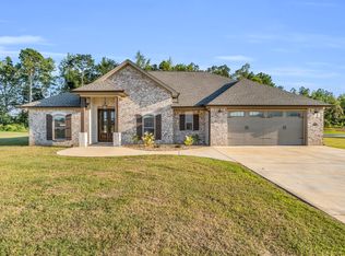 353 Abbey Rd, Caledonia, MS 39740