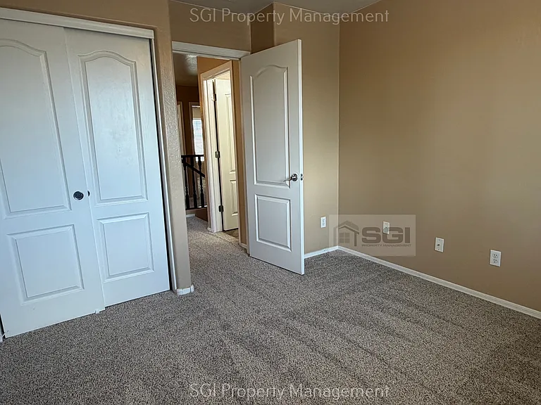 15101 N 173rd Dr — Photo 9