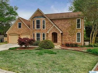 9704 Welch Cir SE, Huntsville, AL 35803