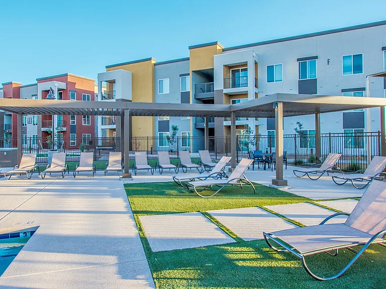 Copa Flats — Photo 31