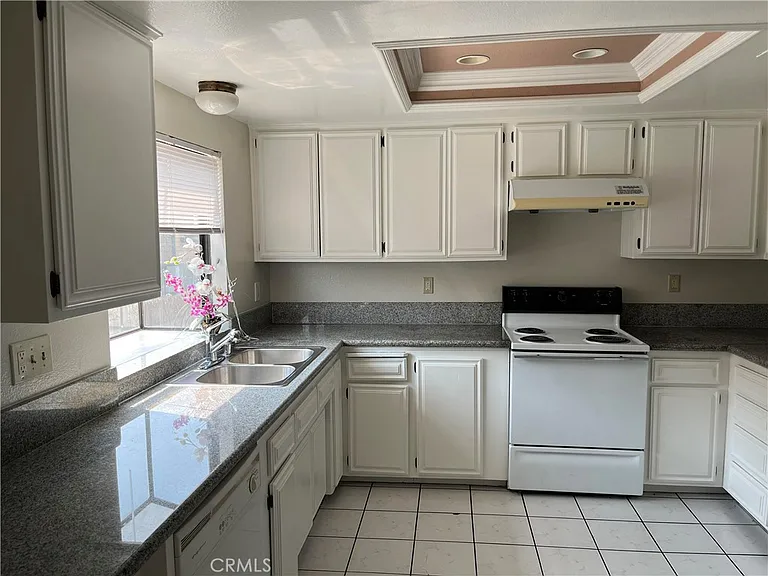 1006 Arcadia Ave #B — Photo 8