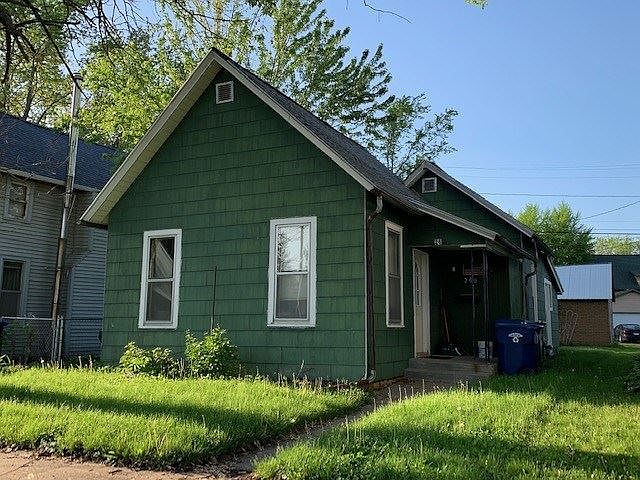 2nd image of 266 21st Ave N