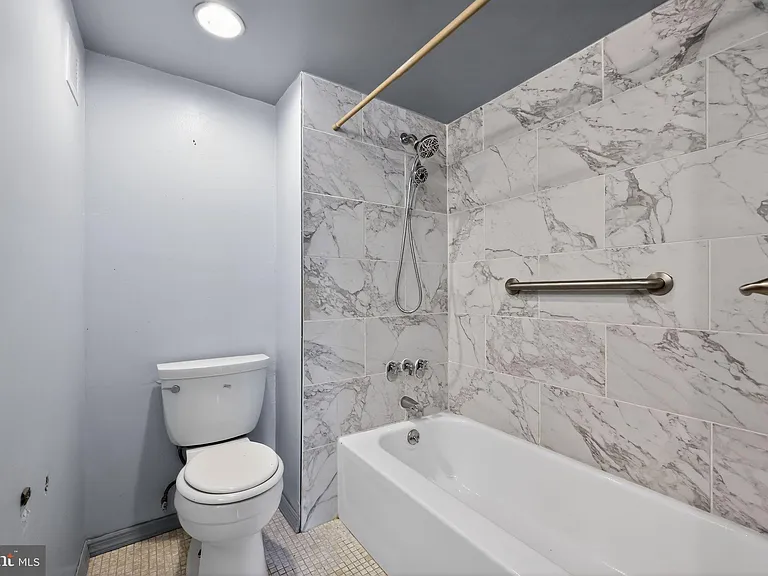 3600 Conshohocken Ave #104 — Photo 23