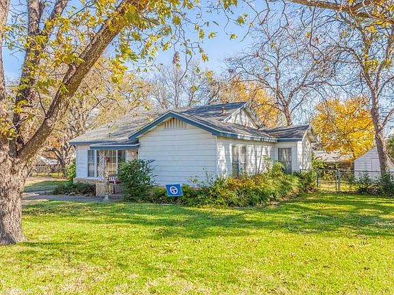 3rd image of 3716 Cheryl St