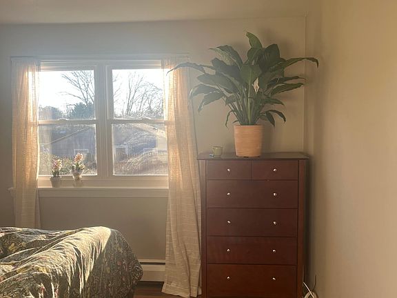 5th image of 70 Carroll Ave Unit 1101