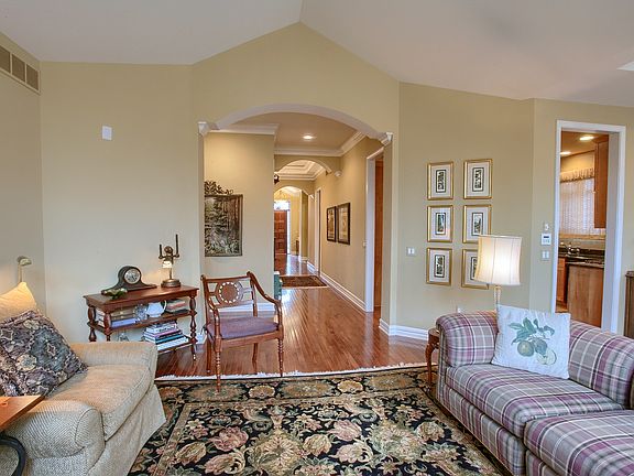 3rd image of 5382 Pembrooke Crossing Ct