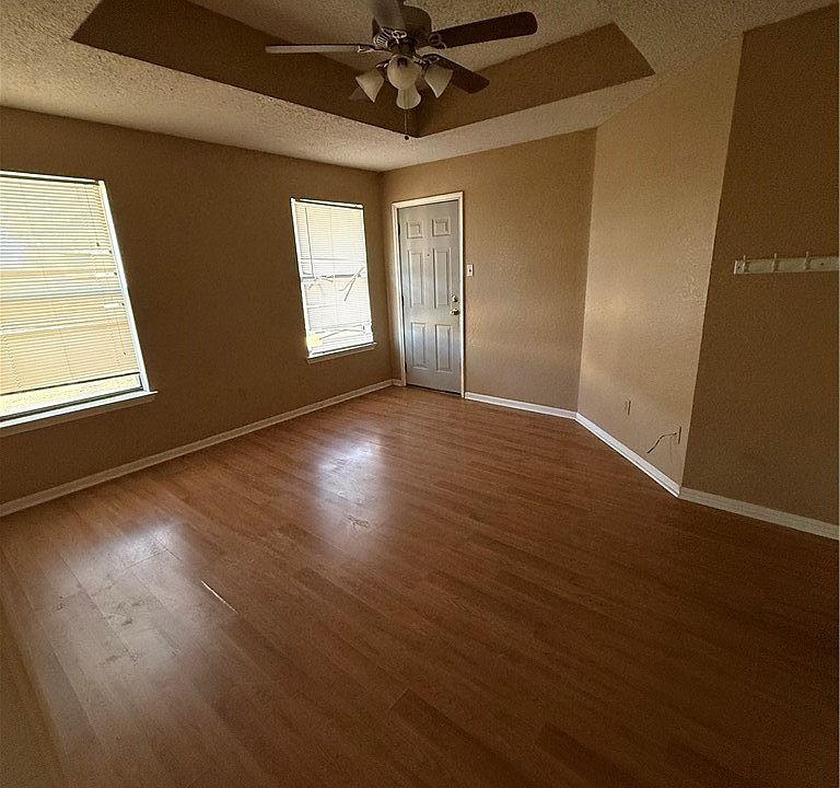 2nd image of 214 Halter Dr