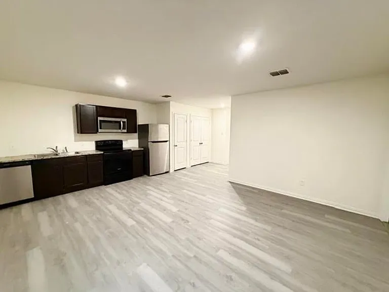1413 N 7th St #B — Photo 4