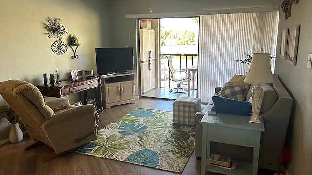 19505 Quesada Ave #S-201