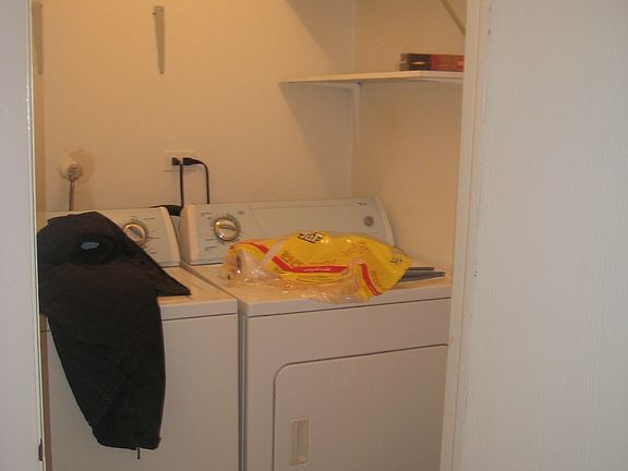 4th image of 13616 Lamon Ave APT 411