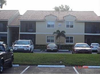 5th image of 1231 SW 46th Ave APT 506