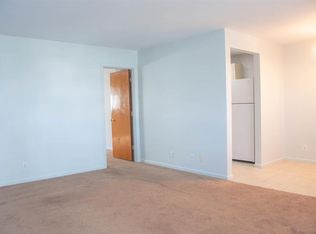 131 Shore Ct APT B1, North Palm Beach, FL 33408