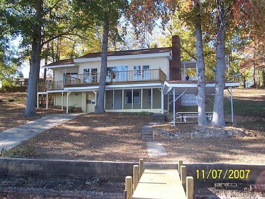 2nd image of 105 Coursey Dr