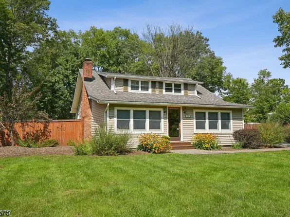1328 Valley Rd, Long Hill Twp., NJ 07980