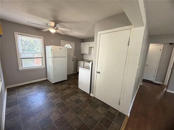 5th image of 3013 S Norwood Ave