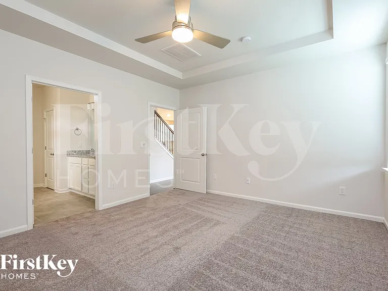 419 Stonefence Dr — Photo 8