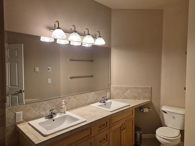 15000 Juanita Dr NE #302 — Photo 19