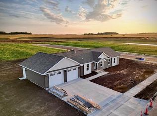 1112 Foxtail Rd, Redwood Falls, MN 56283