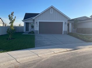 6310 W Fireline St, Meridian, ID 83646