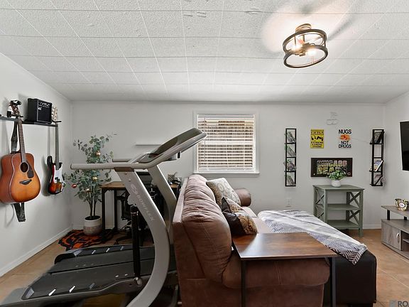 5th image of 10200 Mimosa Ct