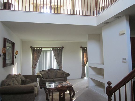 3rd image of 225 Nicole Dr Unit C