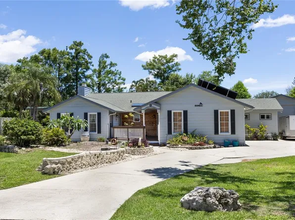 9007 63rd Avenue Dr E, Bradenton, FL 34202