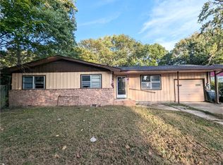 217 S Skilern St, Siloam Springs, AR 72761