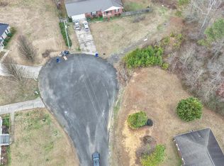 240 Shaw St, Albertville, AL 35950