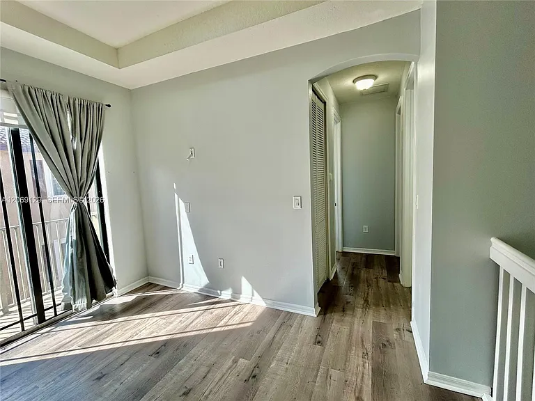 607 NE 35th Ave #607 — Photo 18