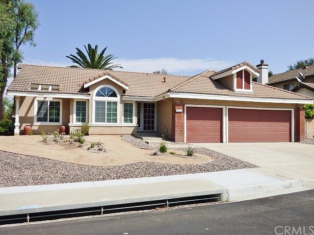 1st image of 3204 Moonlight Ct