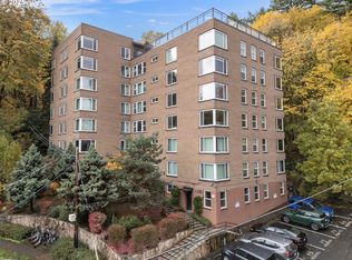 1205 SW Cardinell Dr UNIT 102, Portland, OR 97201