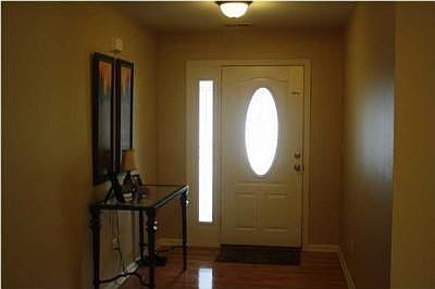 5th image of 124 Gem Dr